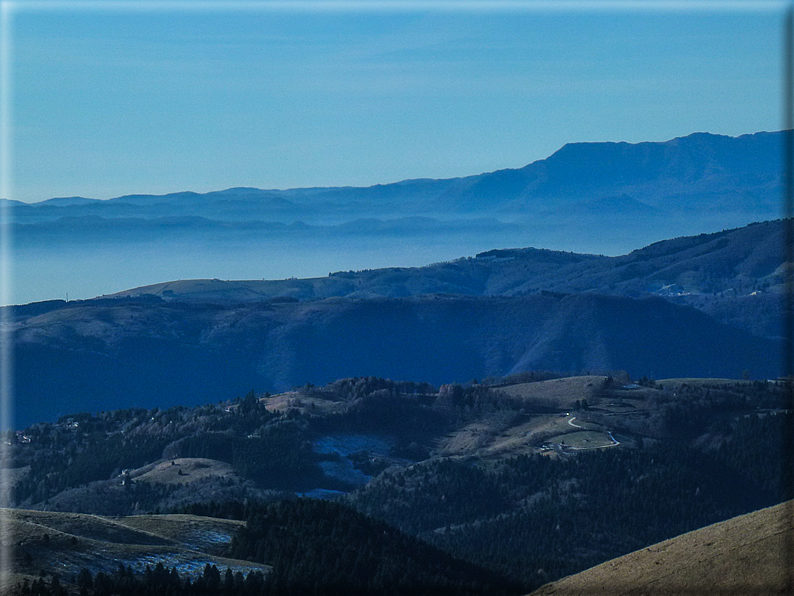 foto Salita al Col Serai e Cima Grappa